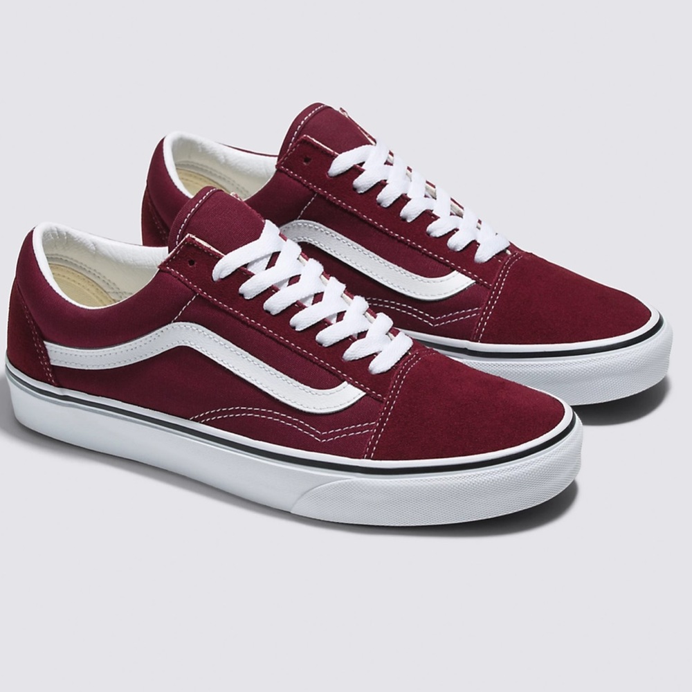 Vans Old Skool Size 8.5 Women’s in Burgundy